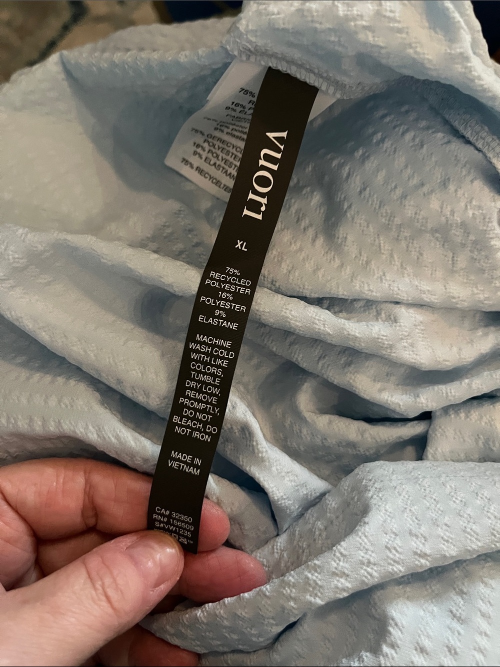 NWT Vuori St Villa Textured V-Neck Tank in Medium and XL in Color Light Mist - Picture 10 of 11